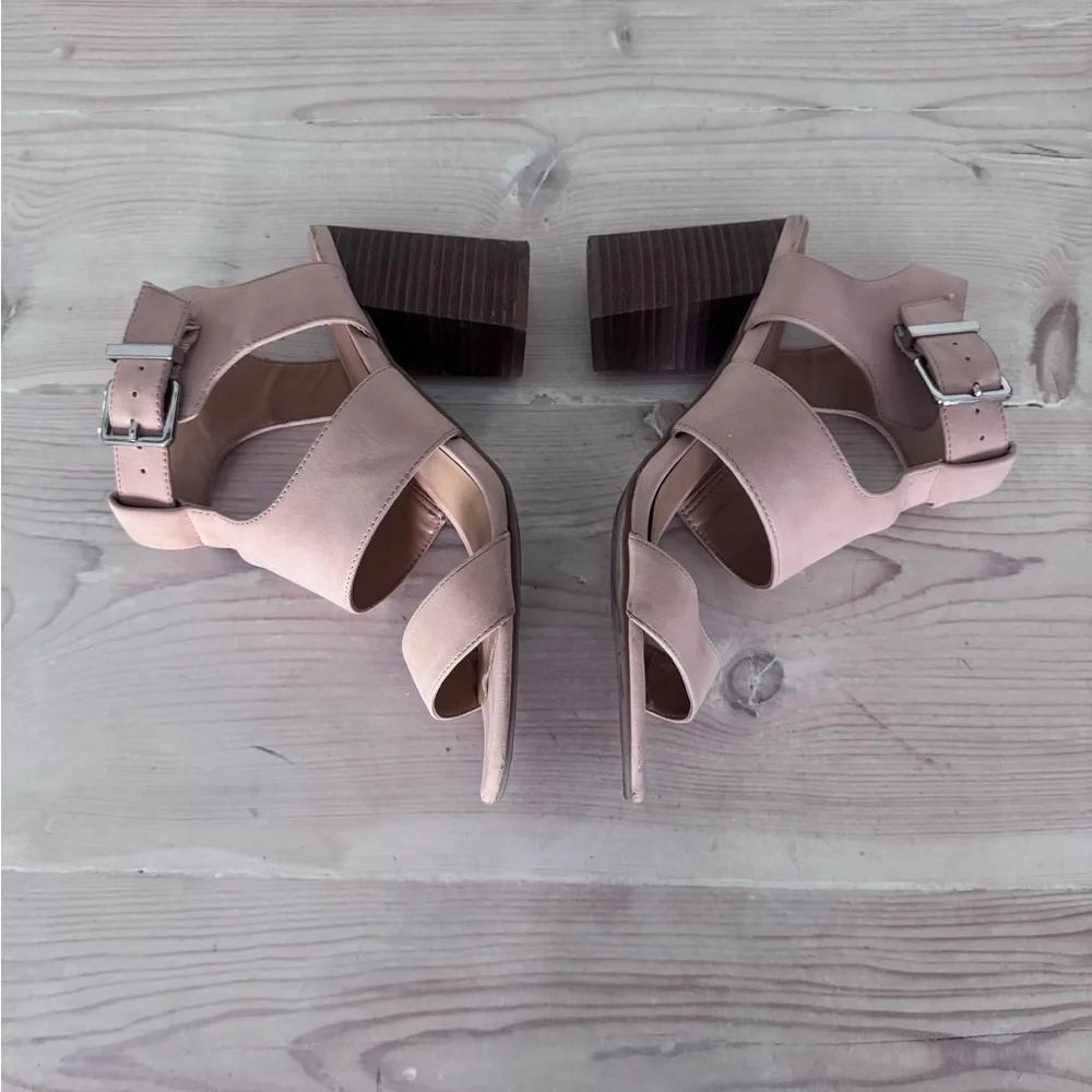 Express Heeled Sandals with Chunky Block Heel